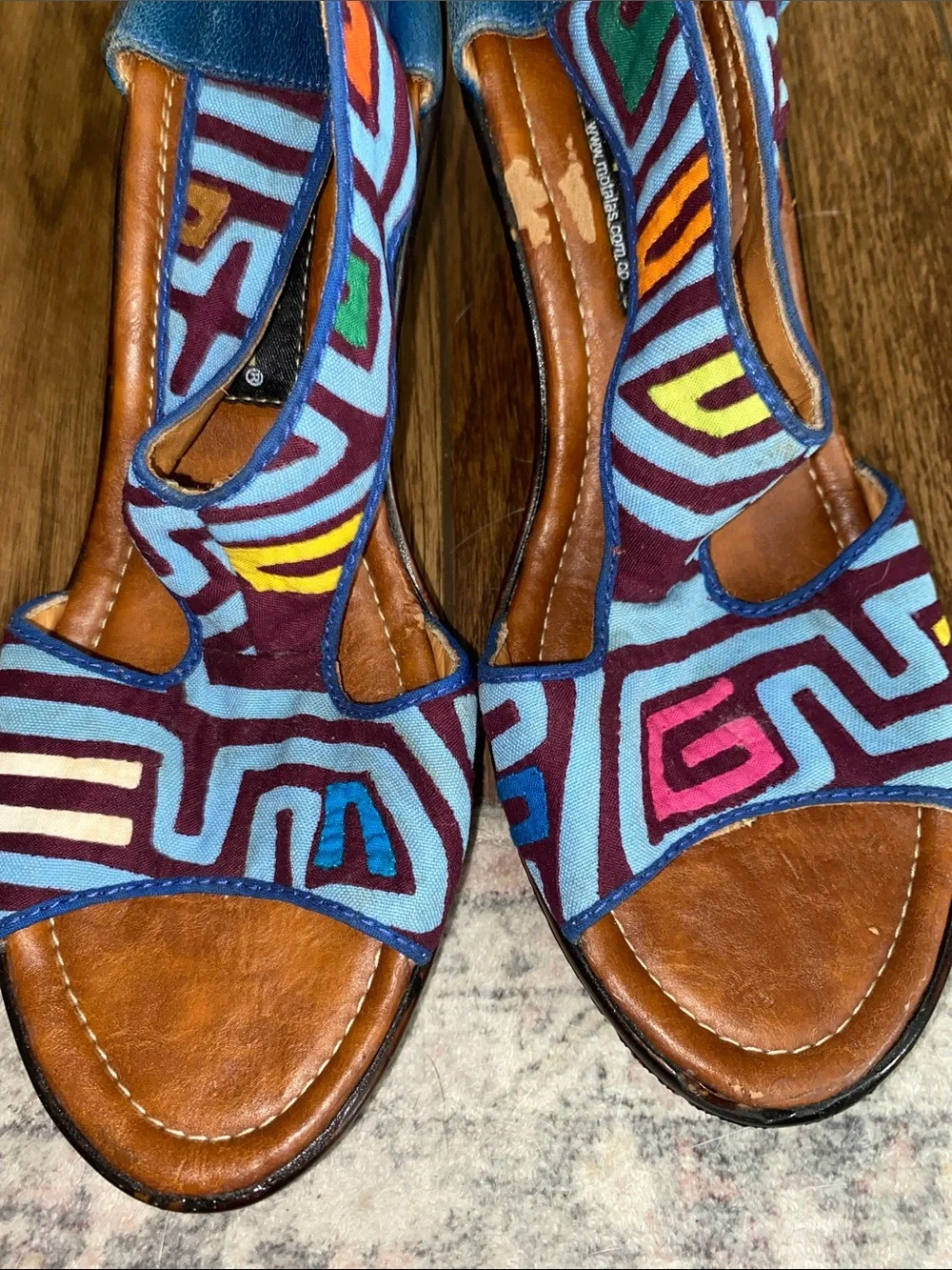 MoTalas Mola Art Wedge Sandals Geometric Zip Back Size 39 / 8.5